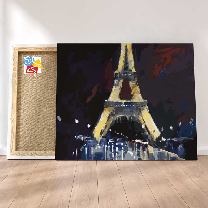 Pluie Sur La Tour Eiffel