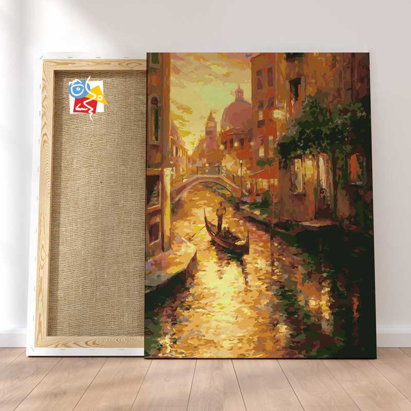 Gondole Au Coucher De Soleil Venise